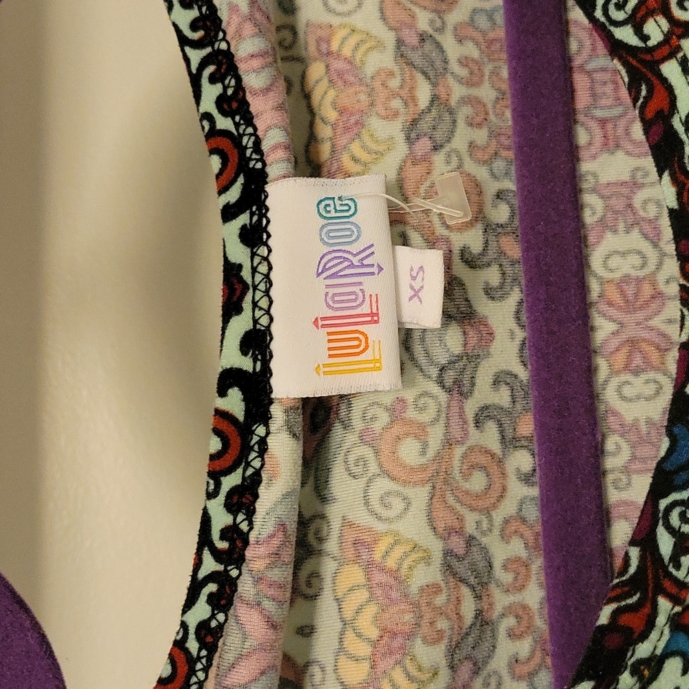 Lularoe Top - Picture 2 of 3
